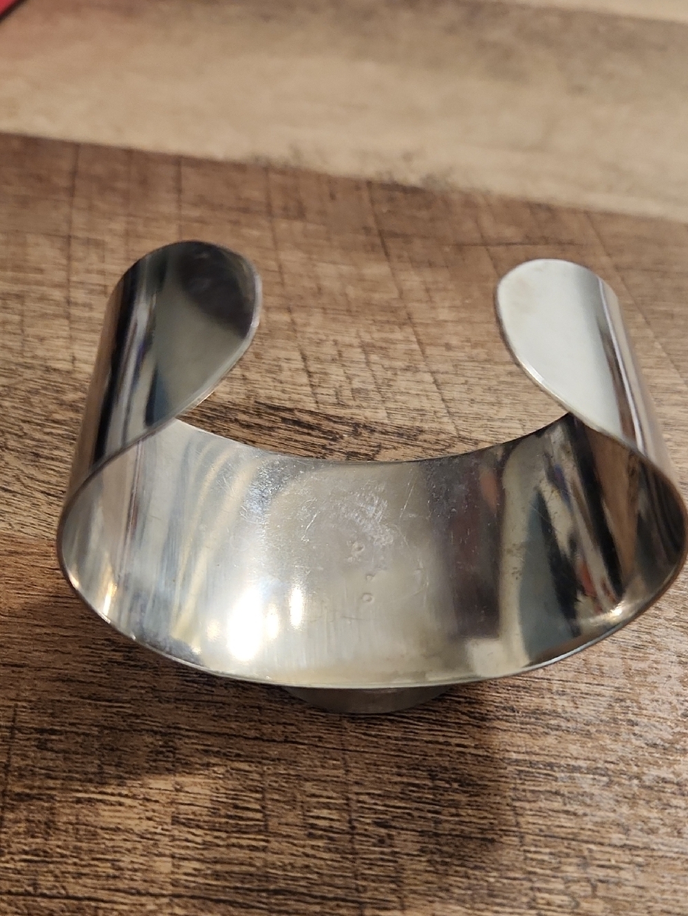 Shell Cuff Bracelet - Picture 5 of 6